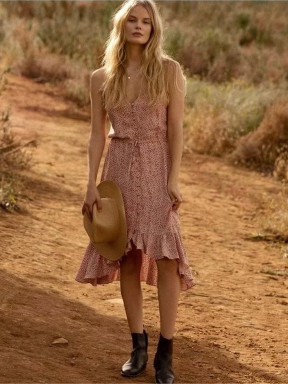 Rails Frida Dusty Rose spotted ruffle Hem Midi Dress
